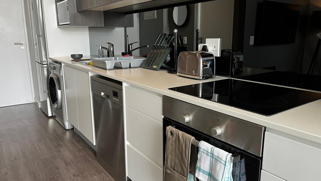 Modern Luxury Studio With Breathtaking City Views - No Load Shedding Кейптаун Екстер'єр фото
